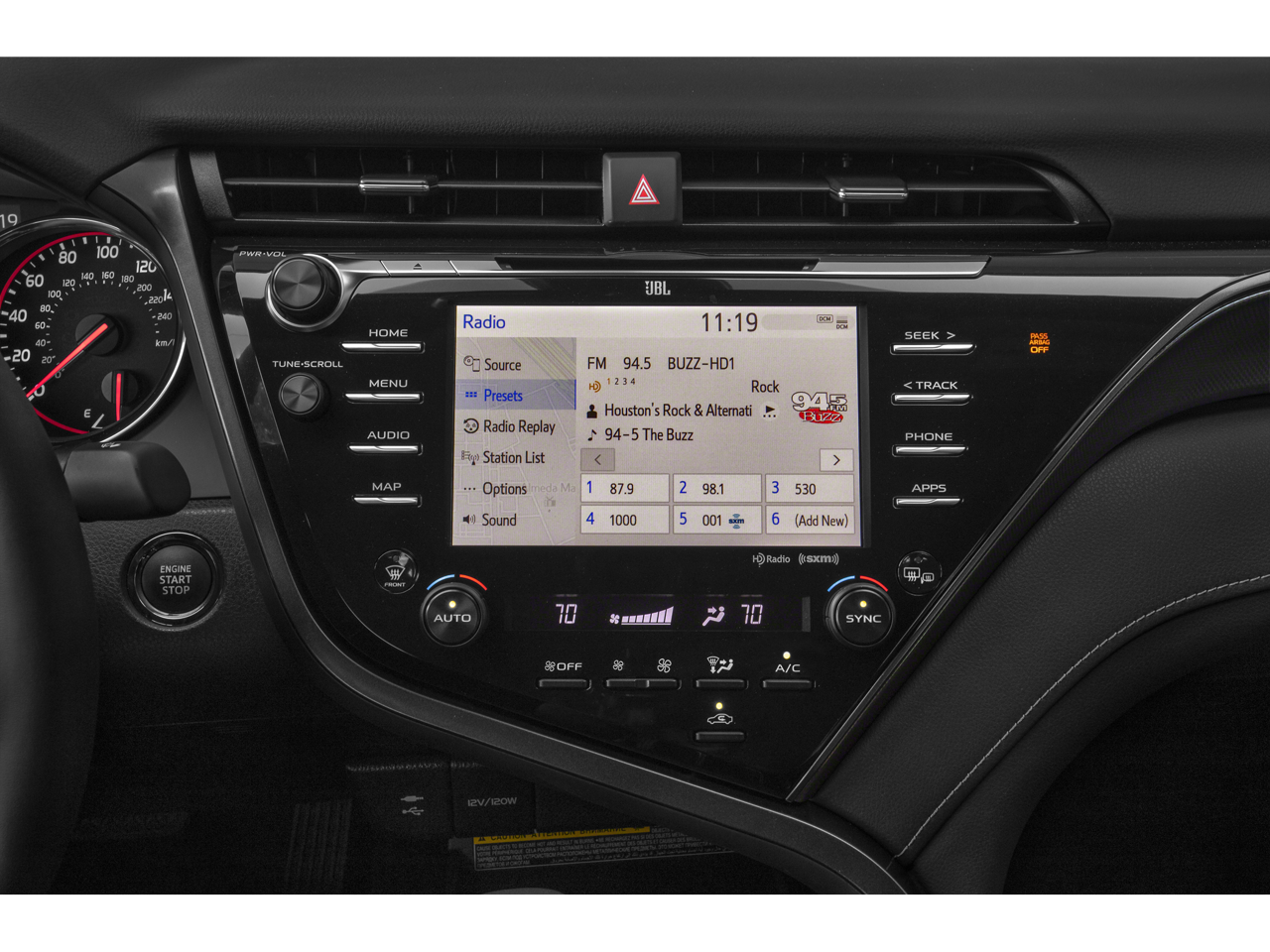 2020 Toyota Camry XSE photo 3