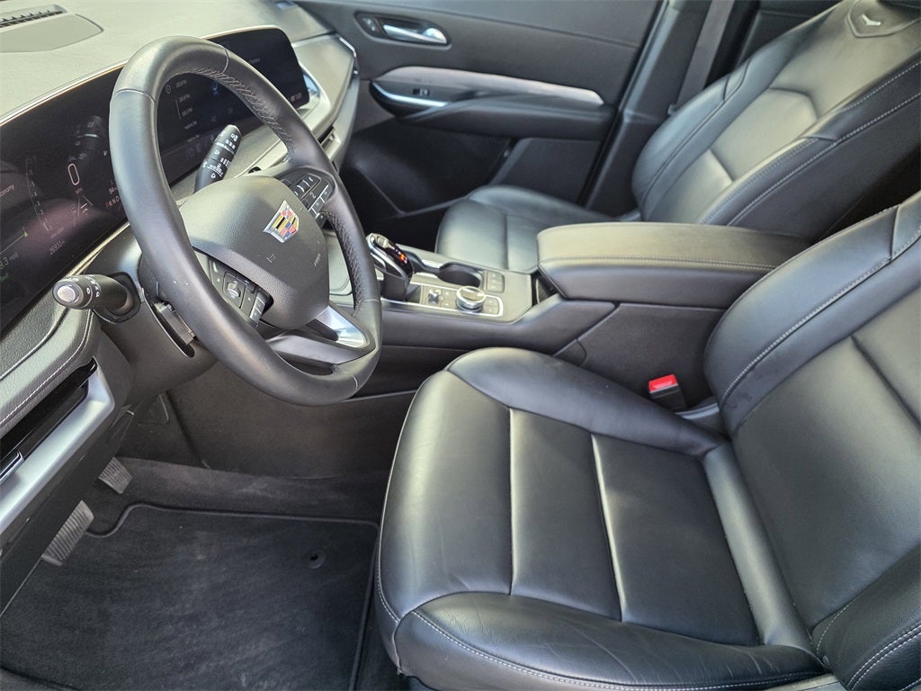 2025 Cadillac XT4 Premium Luxury