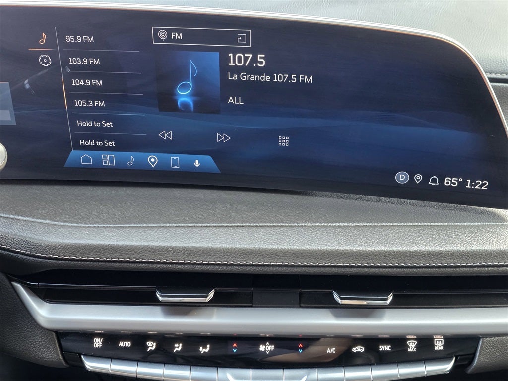 2025 Cadillac XT4 Premium Luxury