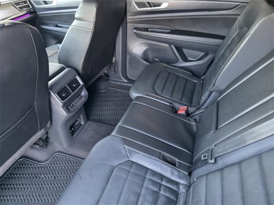 2024 Volkswagen Atlas Cross Sport 2.0T SEL R-Line