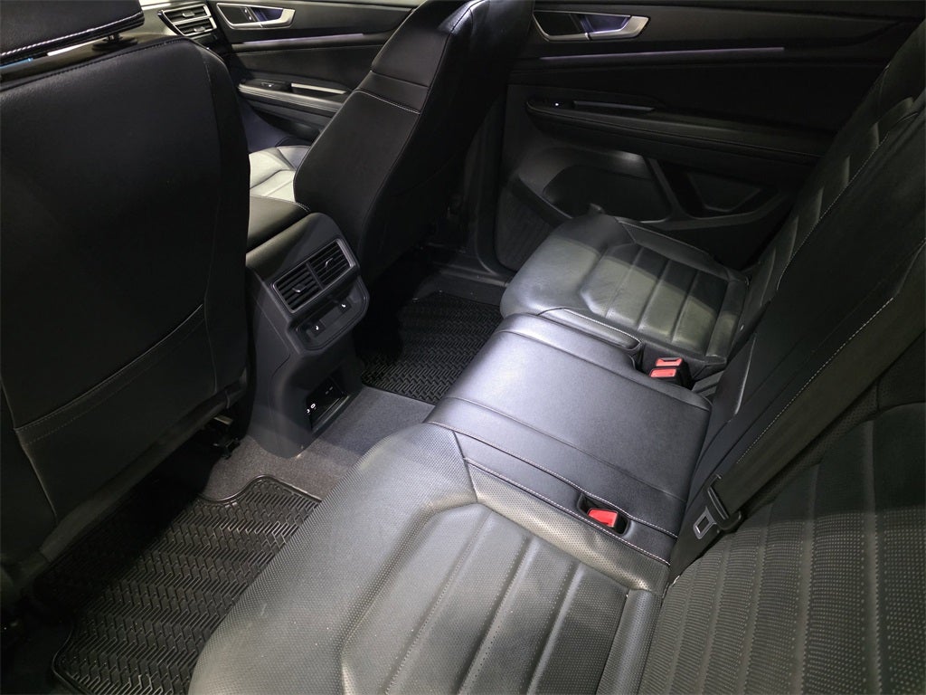 2024 Volkswagen Atlas Cross Sport 2.0T SEL R-Line