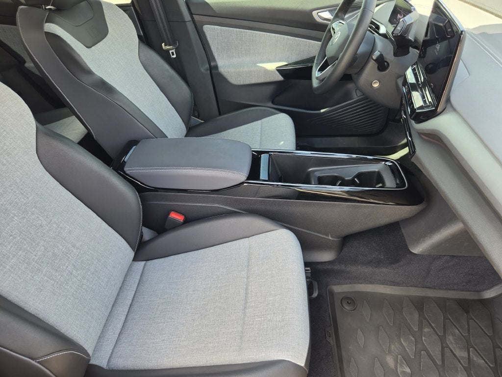 2023 Volkswagen ID.4 Pro