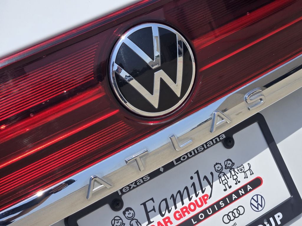 2024 Volkswagen Atlas 2.0T SE