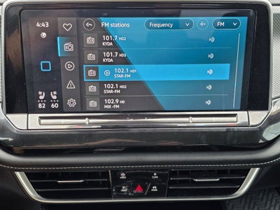 2025 Volkswagen Atlas Cross Sport 2.0T SEL Premium R-Line