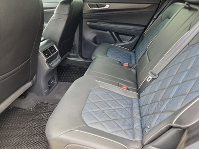 2025 Volkswagen Atlas Cross Sport 2.0T SEL Premium R-Line