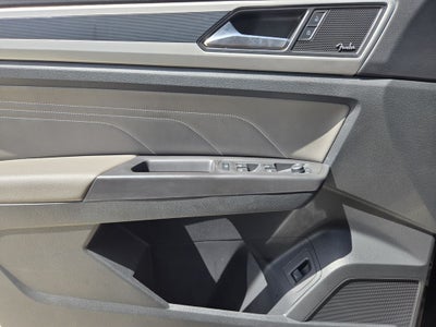 2023 Volkswagen Atlas Cross Sport 3.6L V6 SEL Premium R-Line