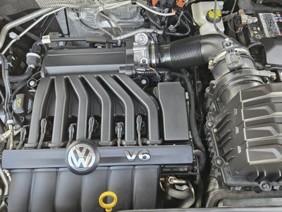 2023 Volkswagen Atlas Cross Sport 3.6L V6 SEL Premium R-Line