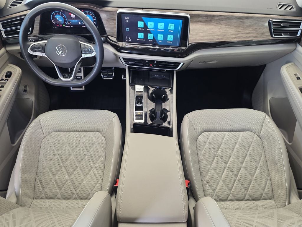 2025 Volkswagen Atlas 2.0T SEL Premium R-Line