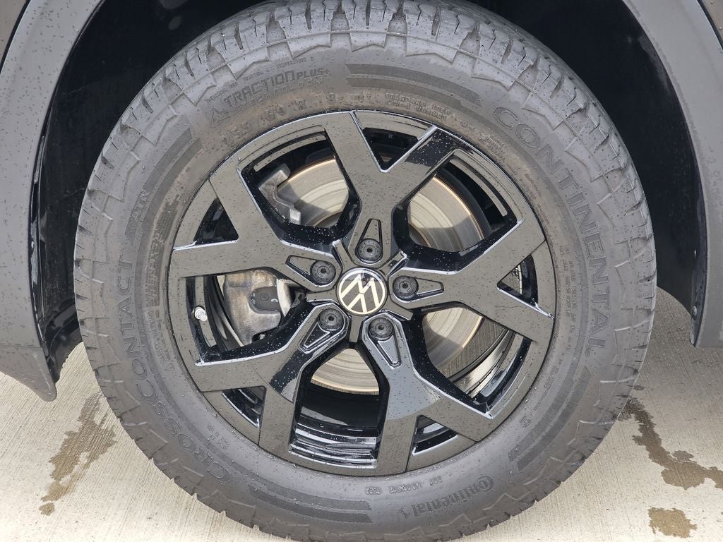 2024 Volkswagen Atlas 2.0T Peak Edition SEL