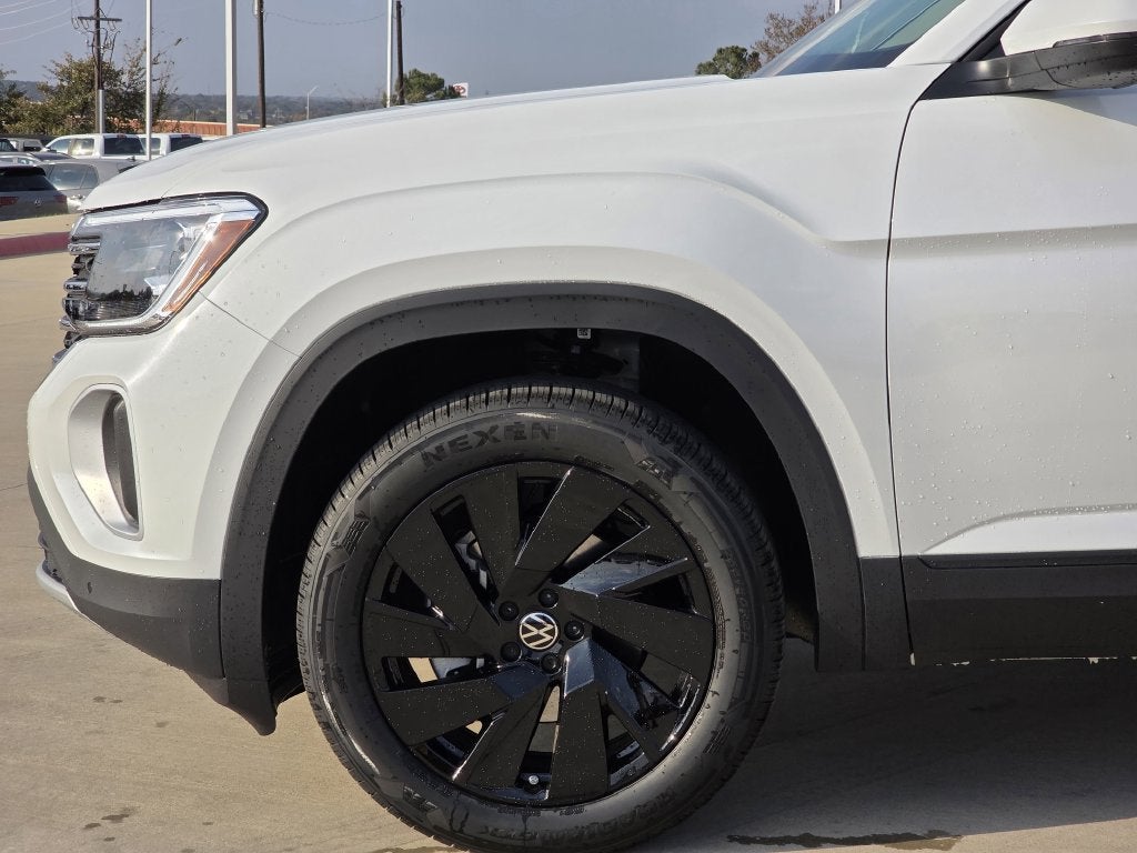 2026 Volkswagen Atlas SE w/Technology