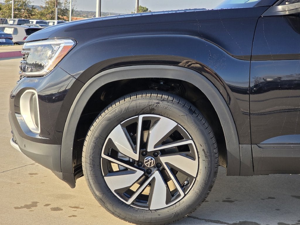 2026 Volkswagen Atlas SE w/Technology