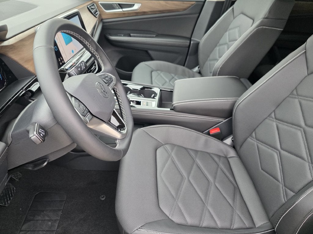 2026 Volkswagen Atlas SE w/Technology