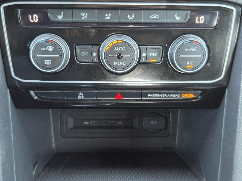 2023 Volkswagen Atlas Cross Sport 2.0T SEL R-Line Black