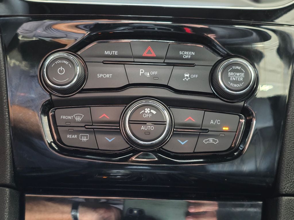 2023 Chrysler 300 S