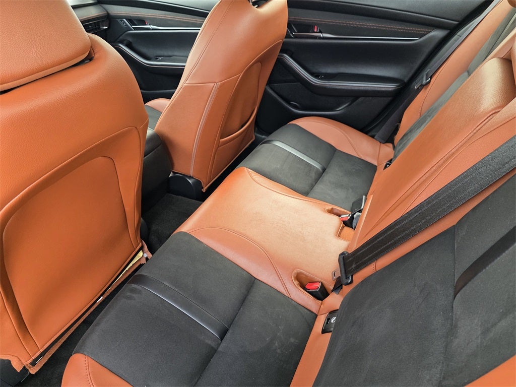 2024 Mazda Mazda3 2.5 Carbon Turbo