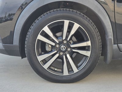 2019 Nissan Kicks SR