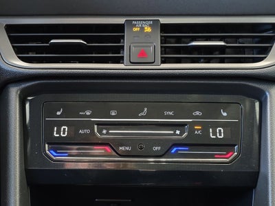 2025 Volkswagen Taos 1.5T SE Black
