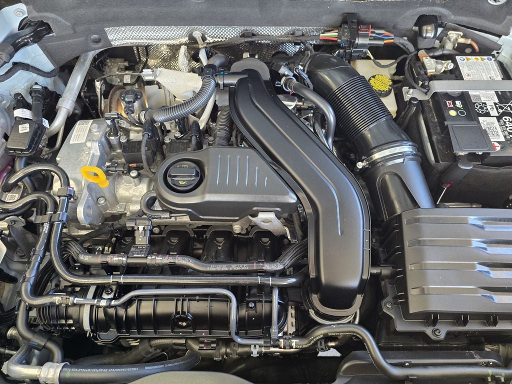 2025 Volkswagen Taos 1.5T SE Black