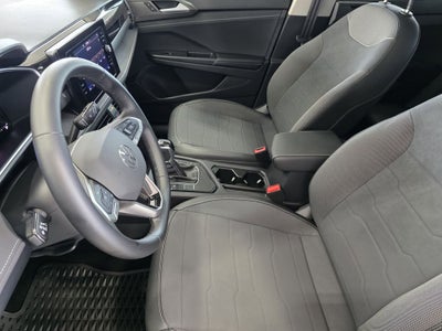 2025 Volkswagen Taos 1.5T SE Black