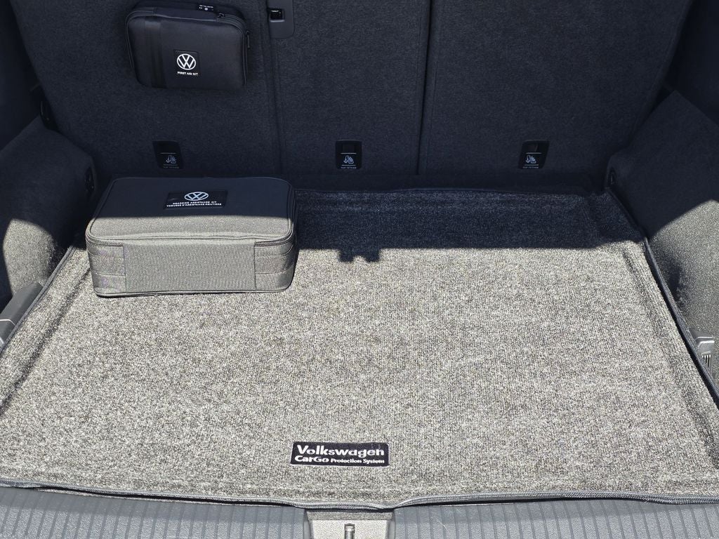 2024 Volkswagen Tiguan 2.0T SEL R-Line