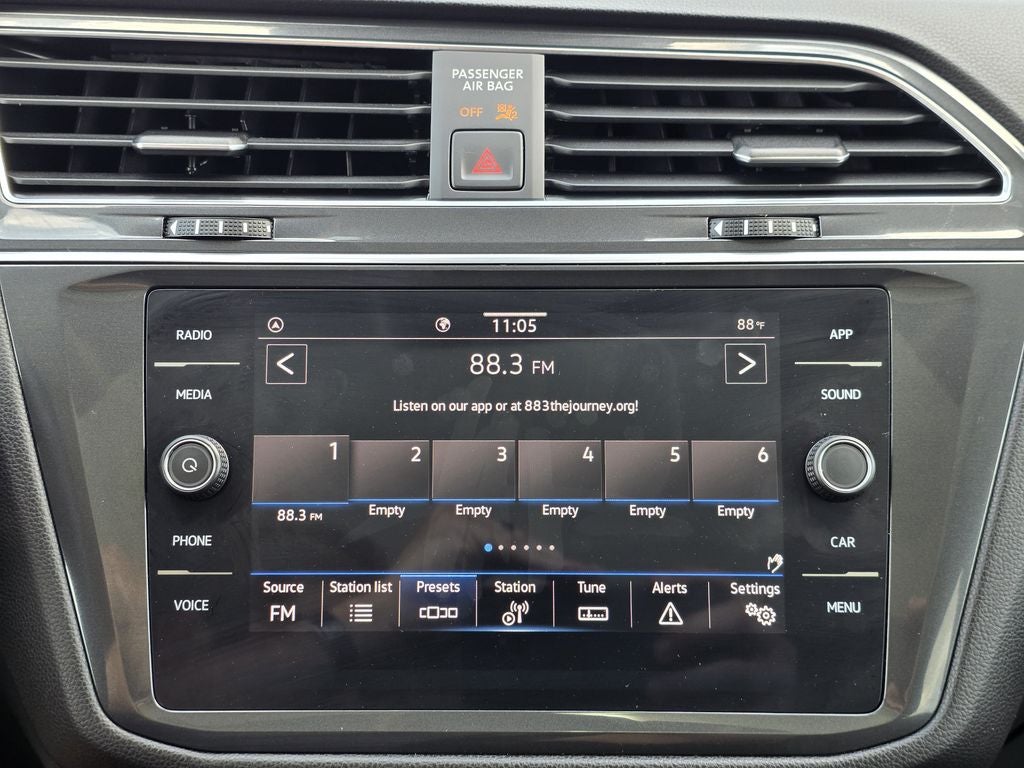 2024 Volkswagen Tiguan 2.0T SE R-Line Black