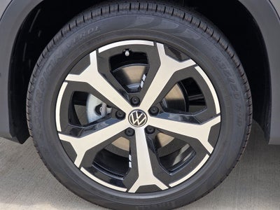 2025 Volkswagen Tiguan 2.0T SE