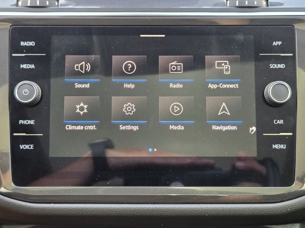 2023 Volkswagen Tiguan 2.0T SE