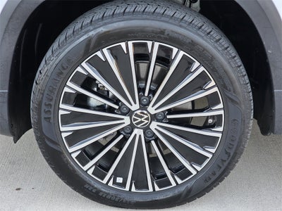 2025 Volkswagen Taos 1.5T SE