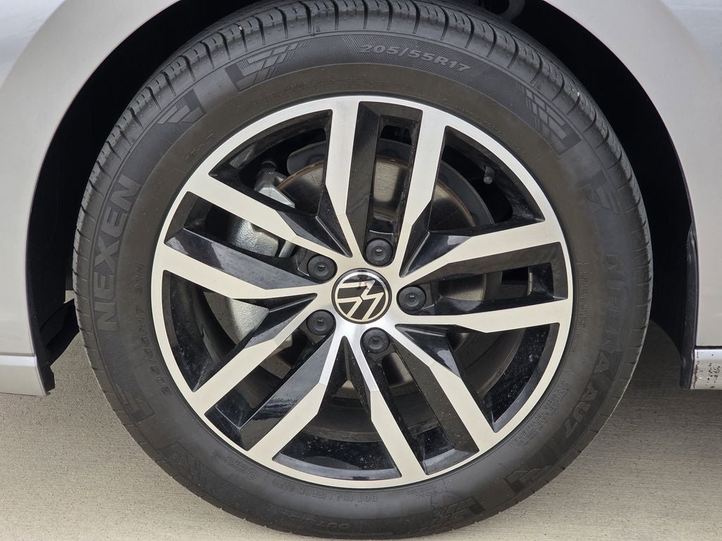 2025 Volkswagen Jetta 1.5T SE