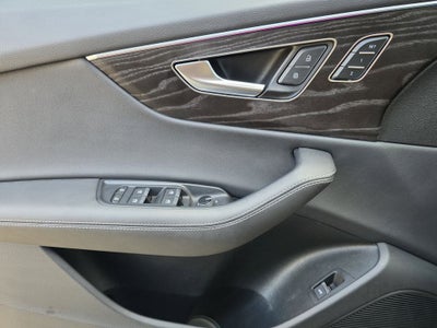 2023 Audi Q8 55 Prestige quattro