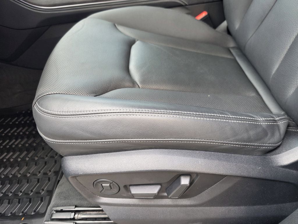 2023 Audi Q8 55 Prestige quattro