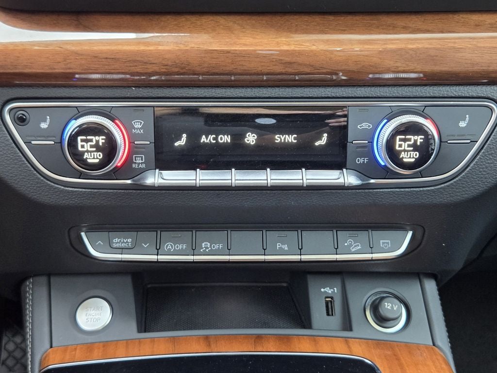 2023 Audi Q5 45 S line Premium quattro