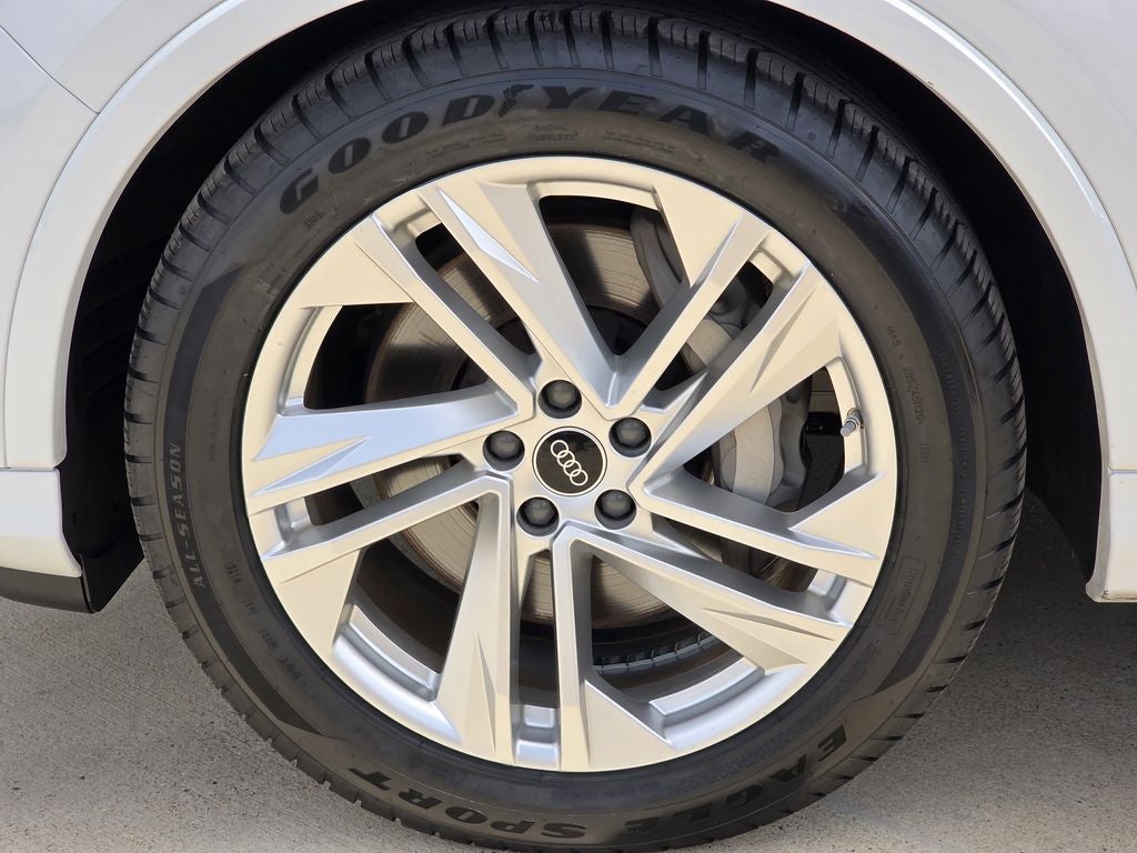 2023 Audi Q7 55 Prestige quattro