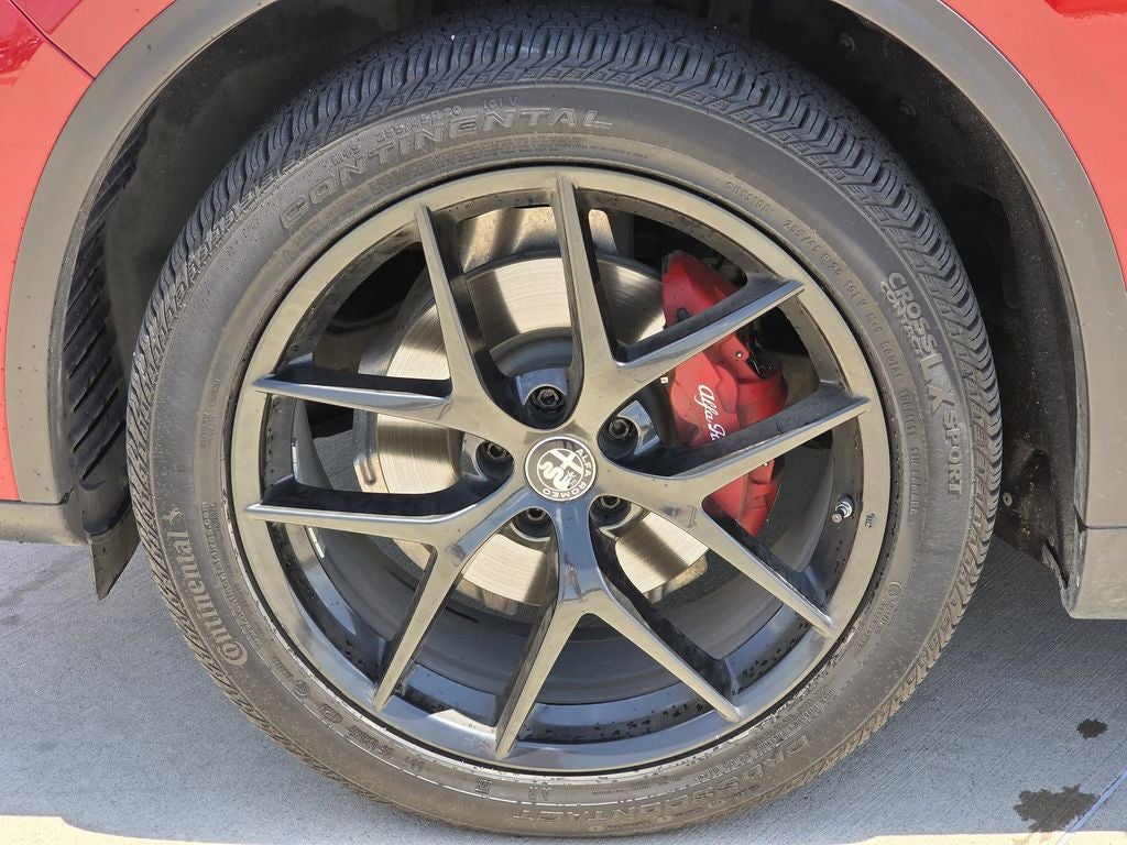 2019 Alfa Romeo Stelvio Ti Sport