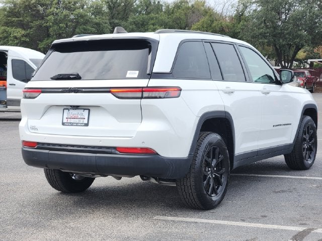 2024 Jeep Grand Cherokee Altitude