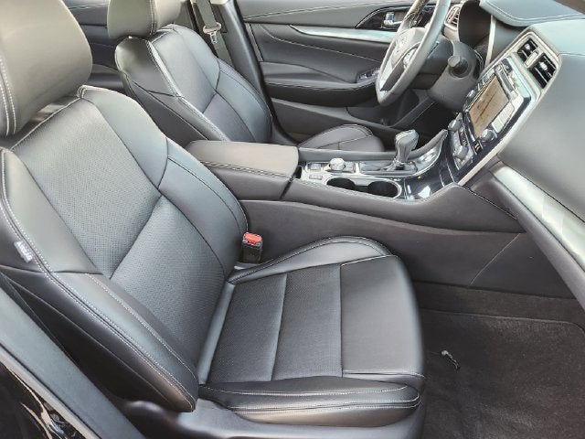 2023 Nissan Maxima SV
