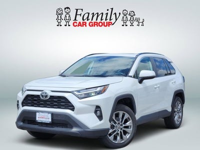 2025 Toyota RAV4 XLE Premium