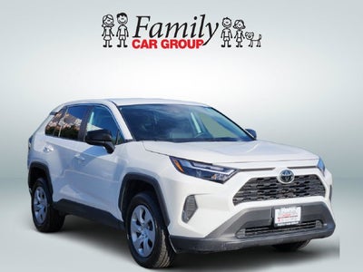 2025 Toyota RAV4 LE