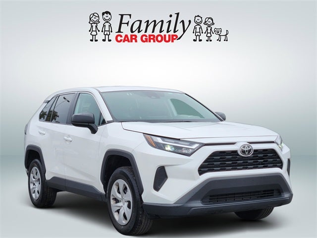 2024 Toyota RAV4 LE