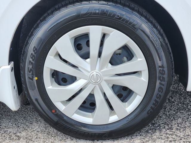 2024 Nissan Versa 1.6 S
