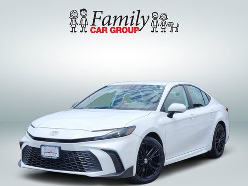 2025 Toyota Camry SE