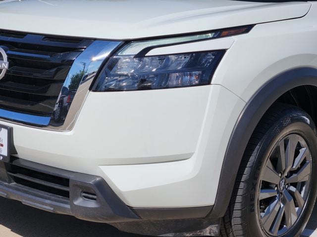 2024 Nissan Pathfinder S