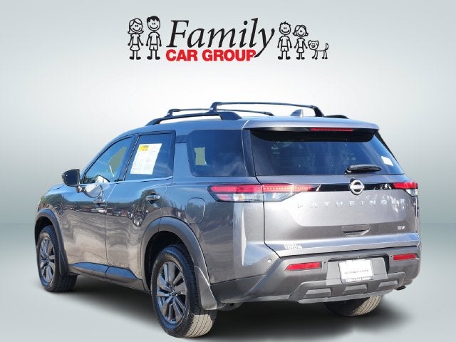 2023 Nissan Pathfinder SV
