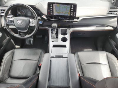 2022 Toyota Sienna XSE 7 Passenger