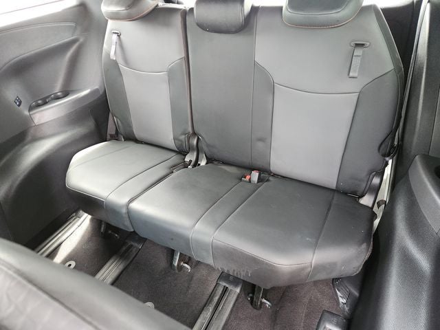 2022 Toyota Sienna XSE 7 Passenger