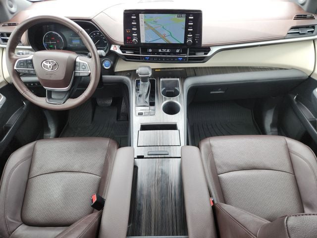 2024 Toyota Sienna Platinum 7 Passenger