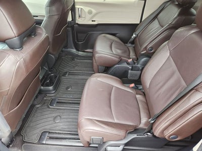2024 Toyota Sienna Platinum 7 Passenger