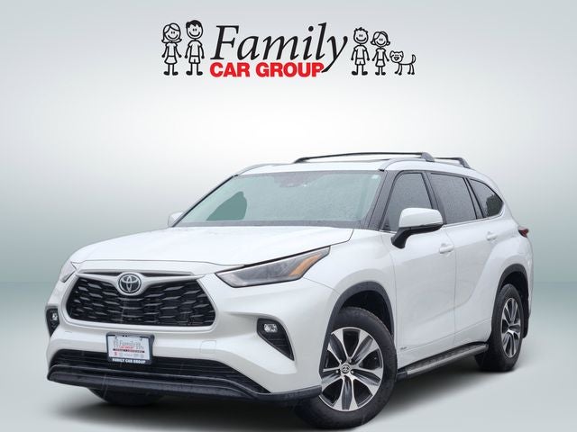 2025 Toyota Highlander Hybrid XLE