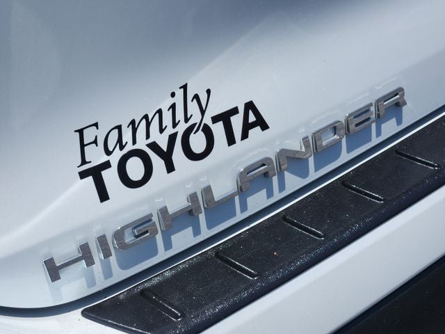 2025 Toyota Highlander Hybrid XLE