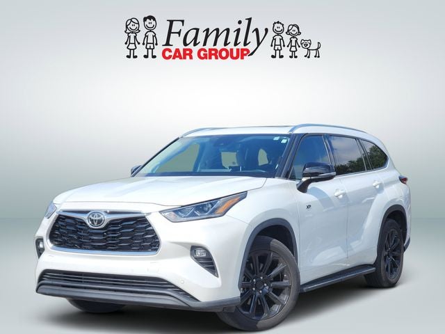 2023 Toyota Highlander Limited FWD's photo